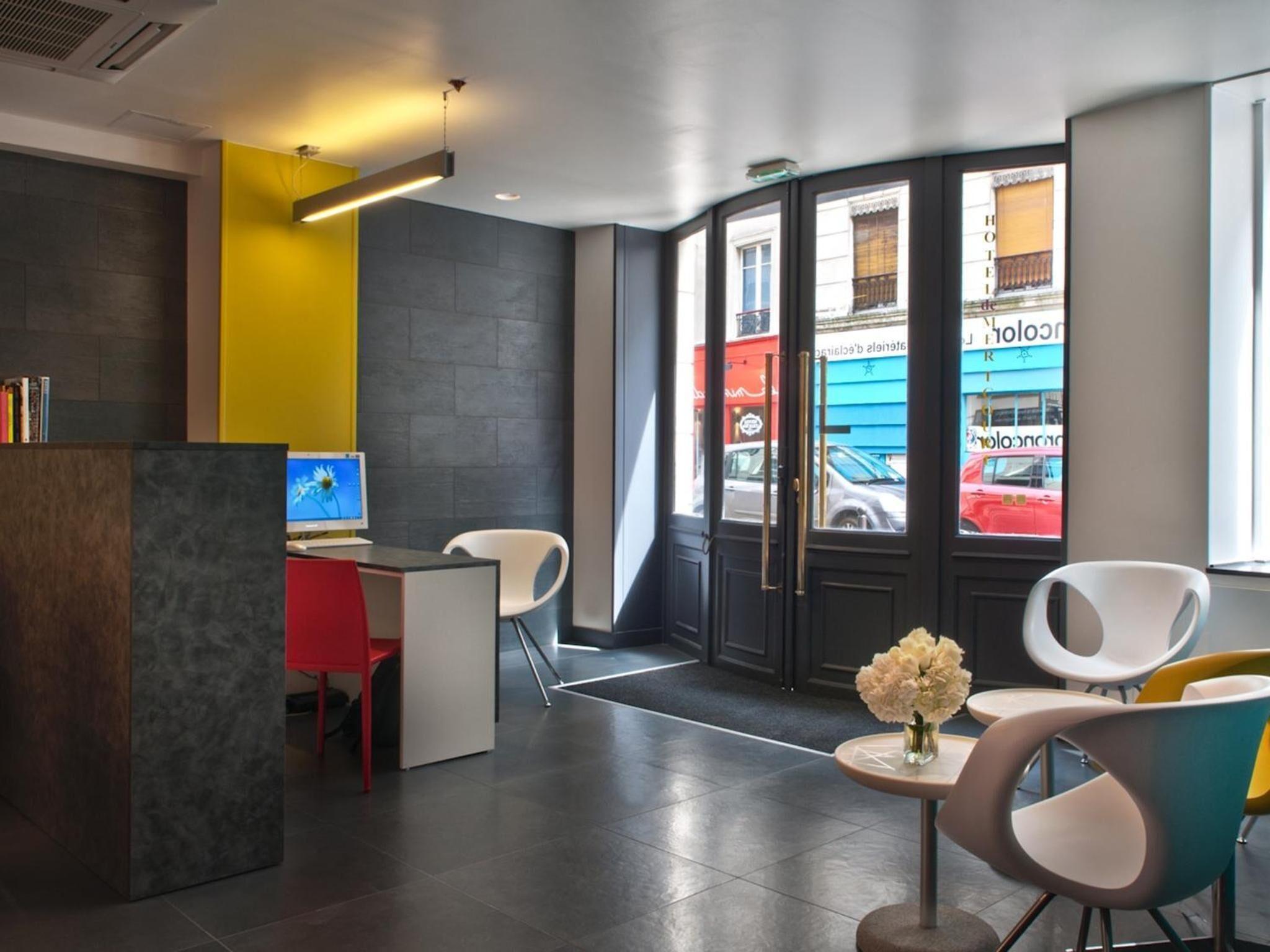 Hotel Des Metallos 3*