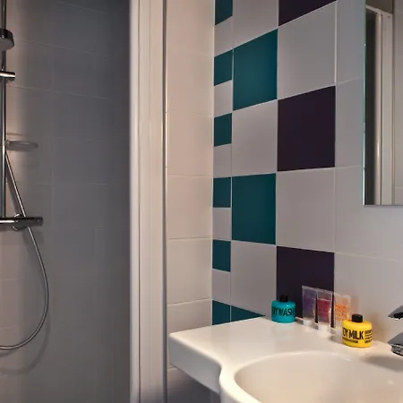 Des Métallos Hotel 3*