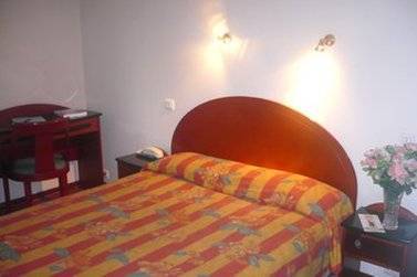 Des Métallos 3* Parigi